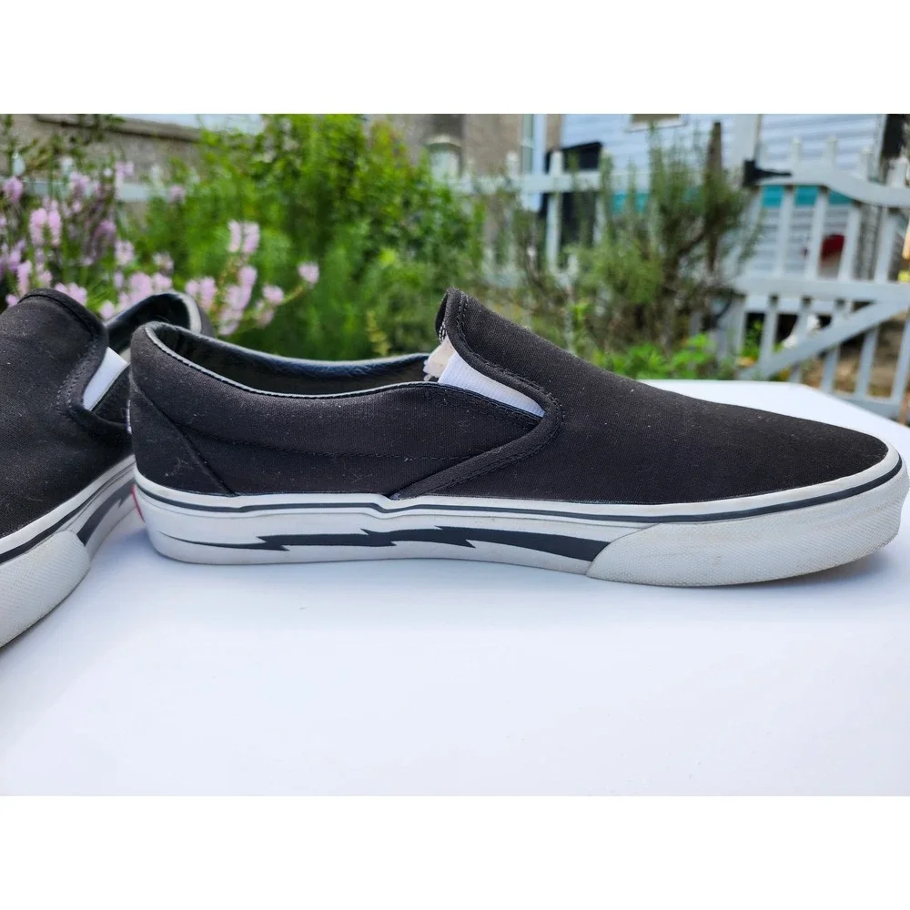 Vans Customs Classic Slip-On Black Canvas Lightning Bolt Mens 10 I.A. Embroidery